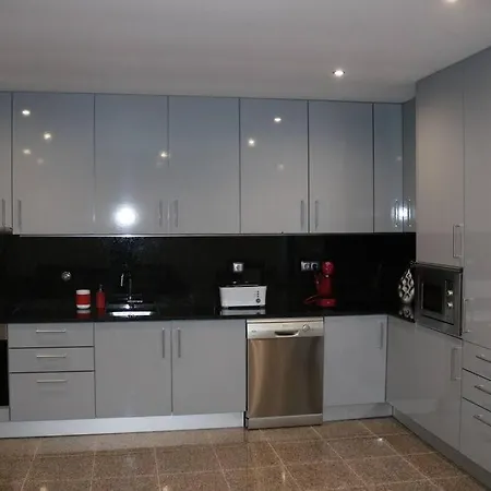 Apartamento T2, Aeroporto Do Porto בית נופש